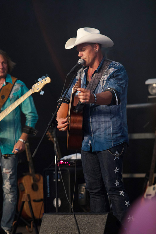 %_tempFileNameSamstagabend_033%